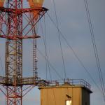 Roof and feedlines